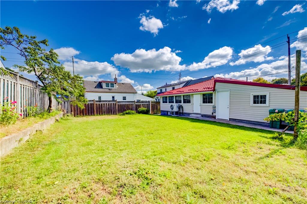 176 Samuelson Street Property Photo 40