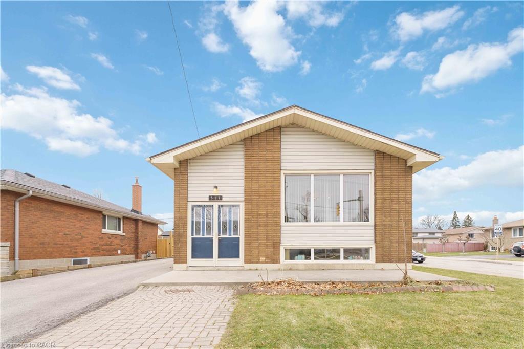 517 Mohawk Road W Property Photo 1