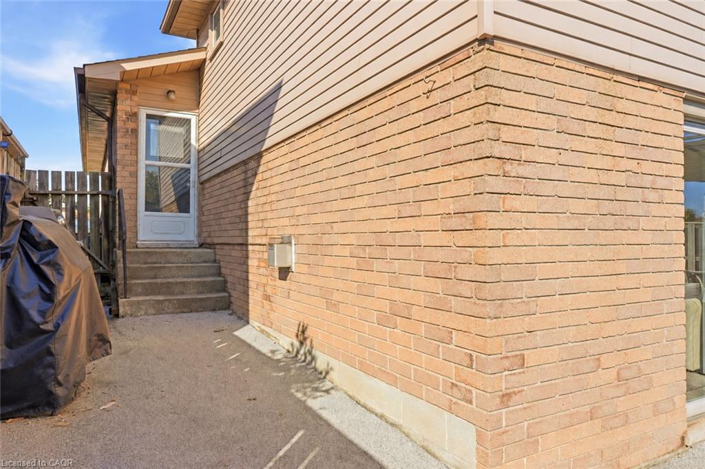 60 Glenayr Street Property Photo 29