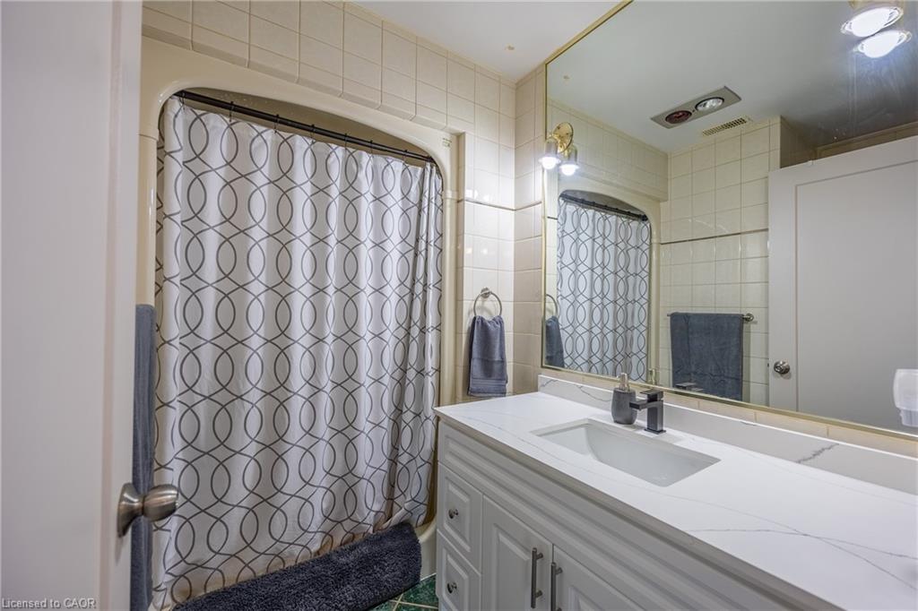 72 Courtney Avenue Property Photo 29