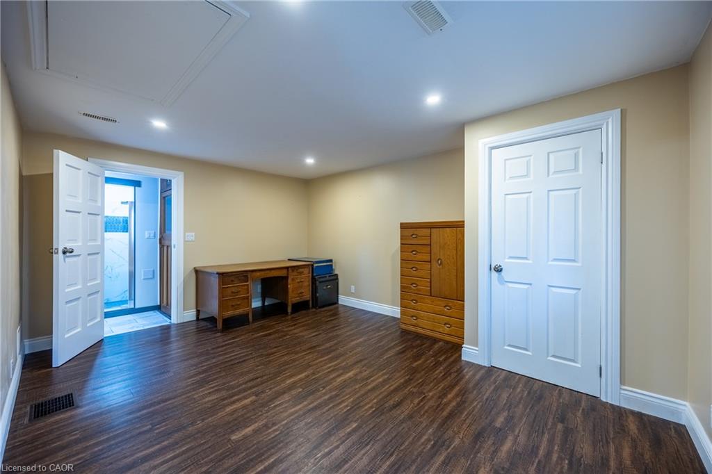 72 Courtney Avenue Property Photo 37