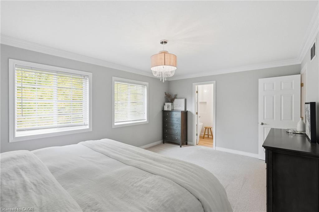 8 Goldenview Court Property Photo 21