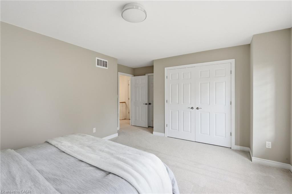 8 Goldenview Court Property Photo 27