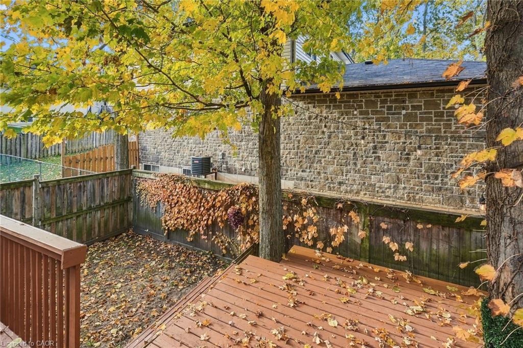 8 Goldenview Court Property Photo 34