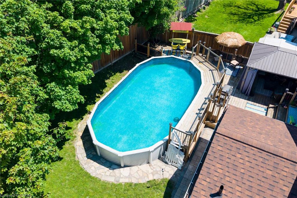 26 Marilyn Crescent Property Photo 35