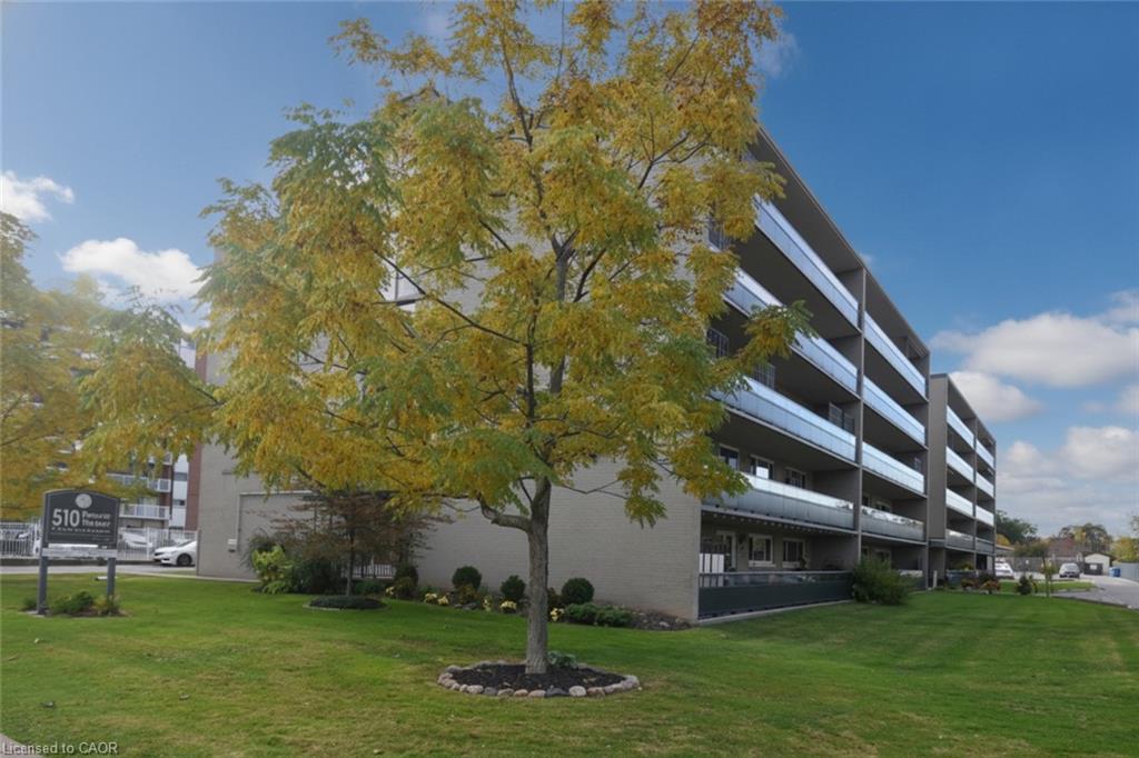 404-510 Queenston Road Property Photo 1