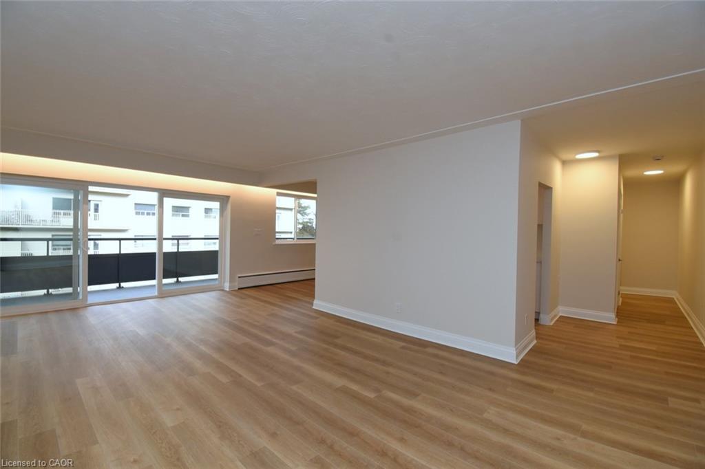 404-510 Queenston Road Property Photo 7