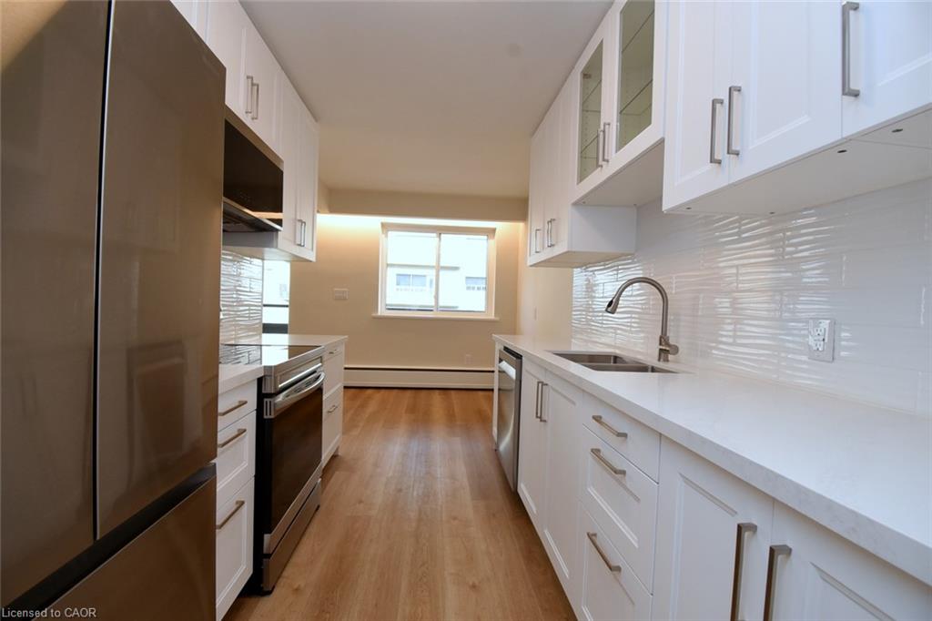 404-510 Queenston Road Property Photo 10