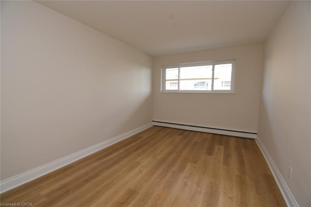 404-510 Queenston Road Property Photo 14