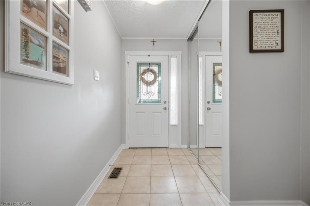 58 Athenia Drive Property Photo 6
