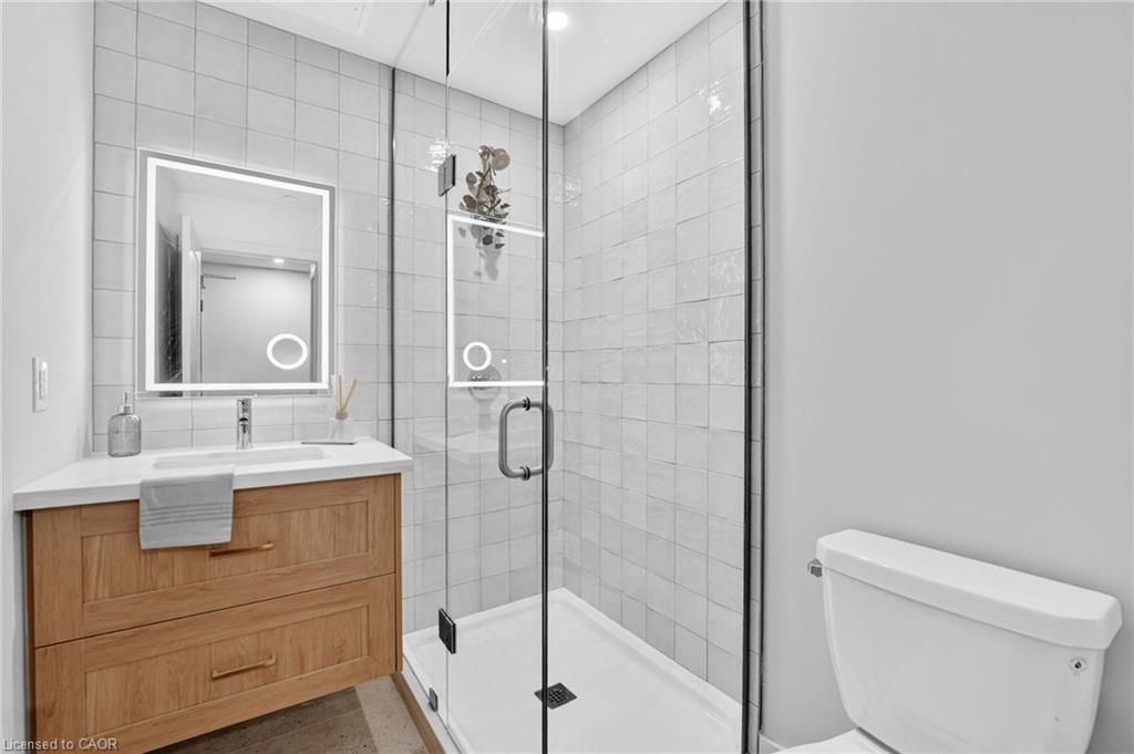 405-56 York Boulevard Property Photo 12