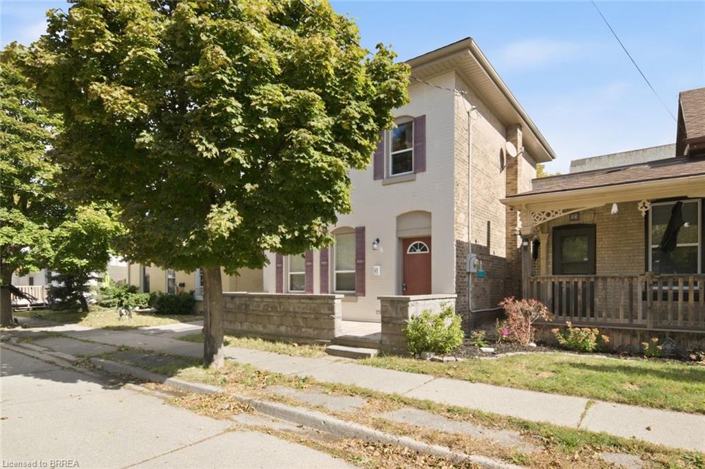 97 Queen Street Property Photo 2