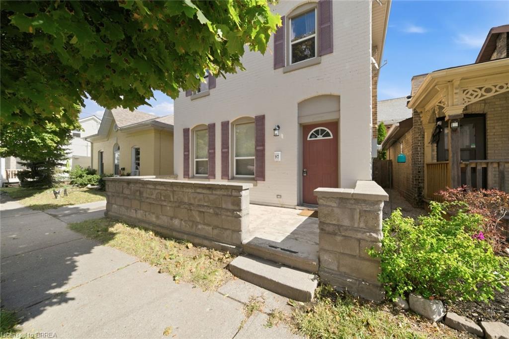 97 Queen Street Property Photo 3