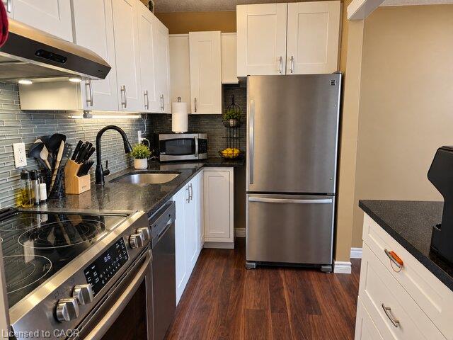 1002-15 Albright Road Property Photo 9