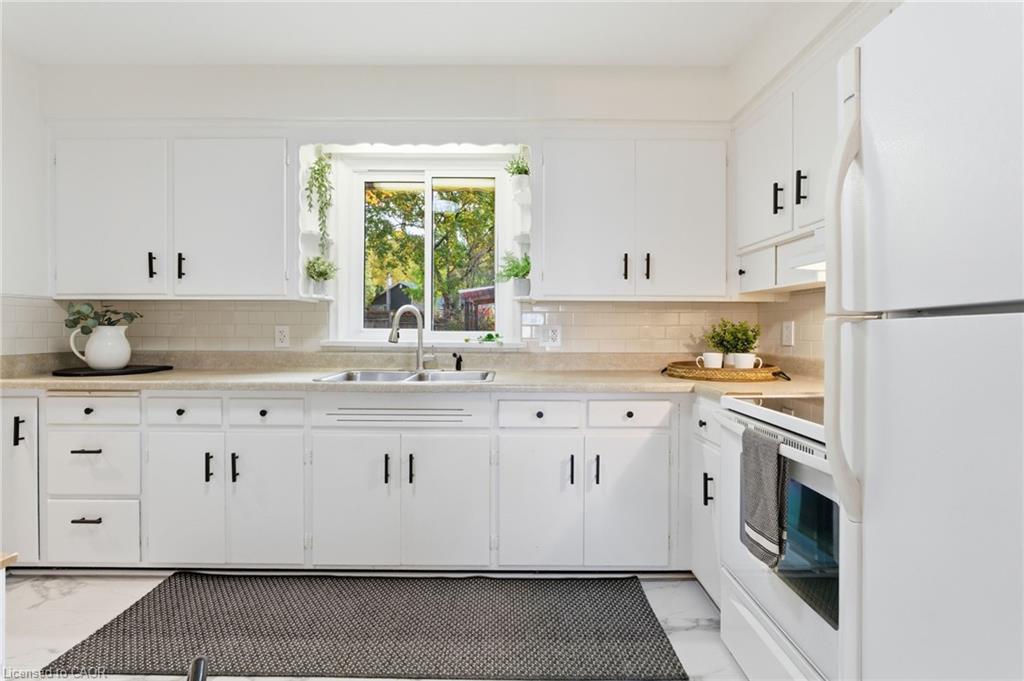 53 Livingston Avenue Property Photo 12