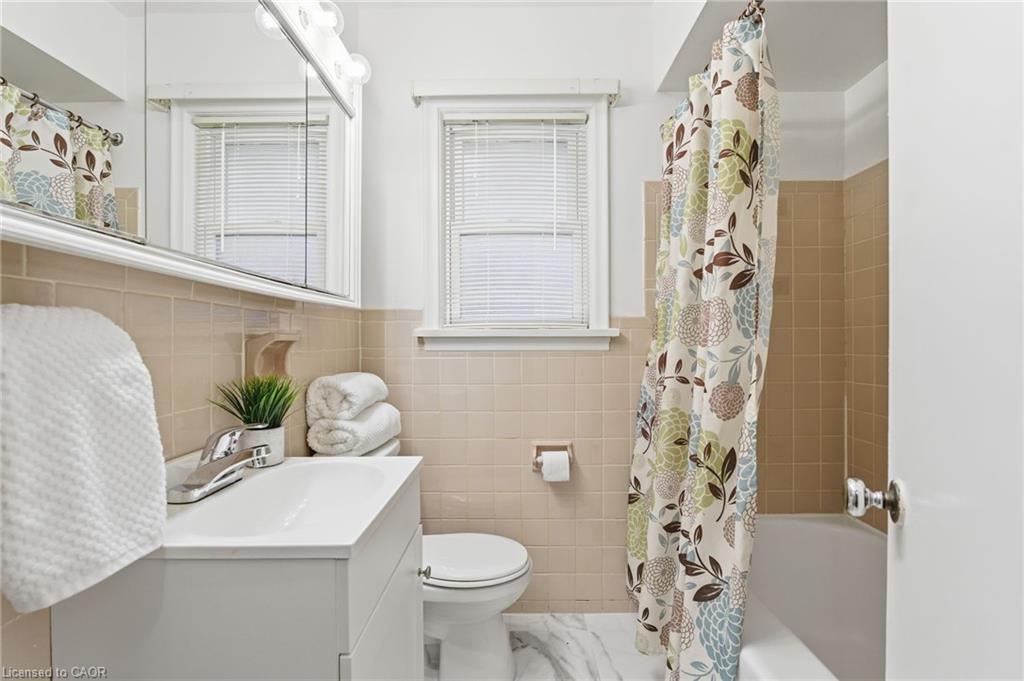 53 Livingston Avenue Property Photo 20