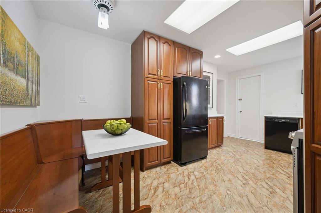 70 Simeon Street Property Photo 16