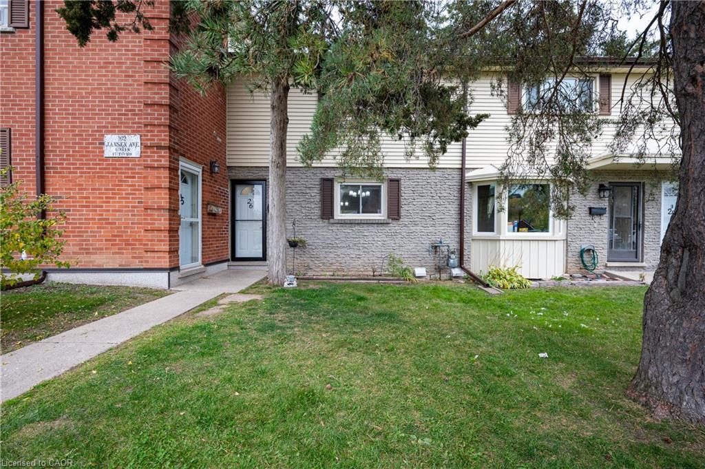 26-162 Jansen Avenue Property Photo 2