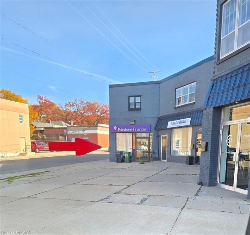 45 Kent Street N Property Photo 1