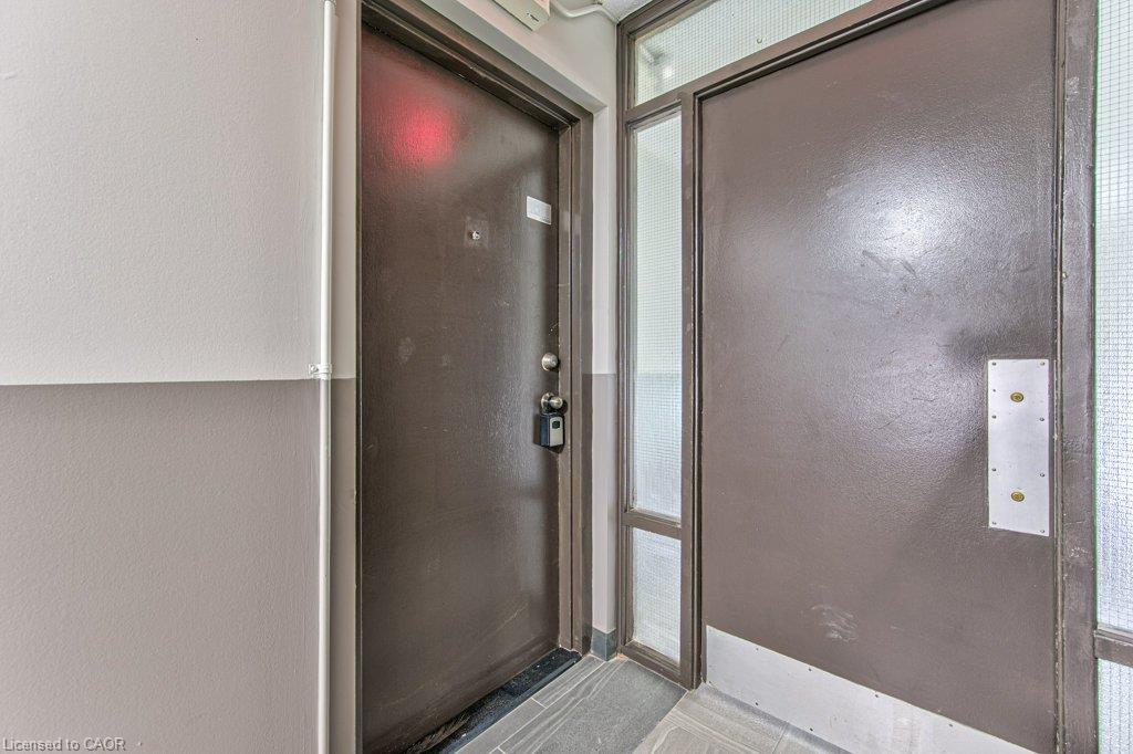 16-267 Clyde Road Property Photo 3