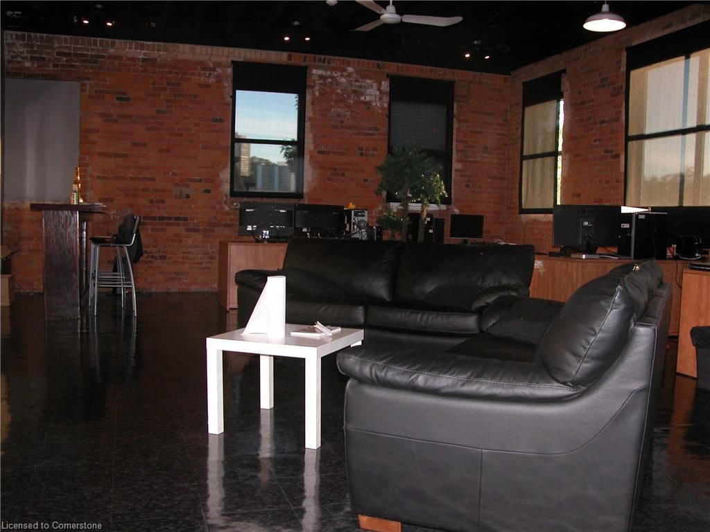 12 Ferguson Avenue N Property Photo 13
