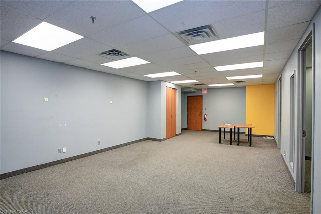 211-2140 Winston Park Drive Property Photo 5