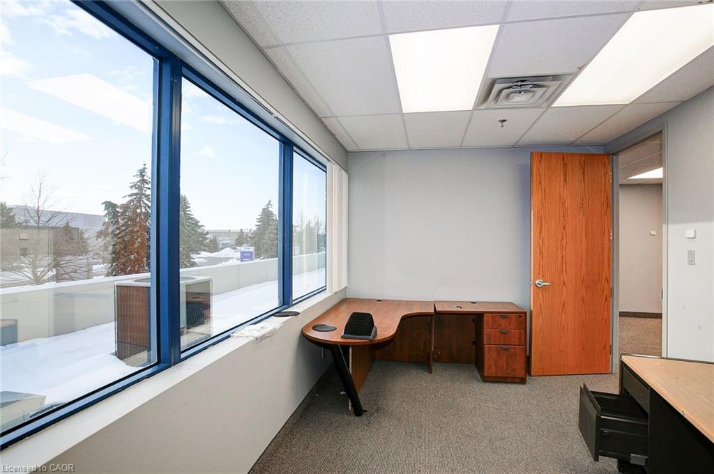 211-2140 Winston Park Drive Property Photo 7