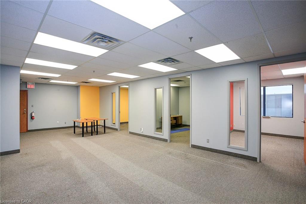 211-2140 Winston Park Drive Property Photo 8