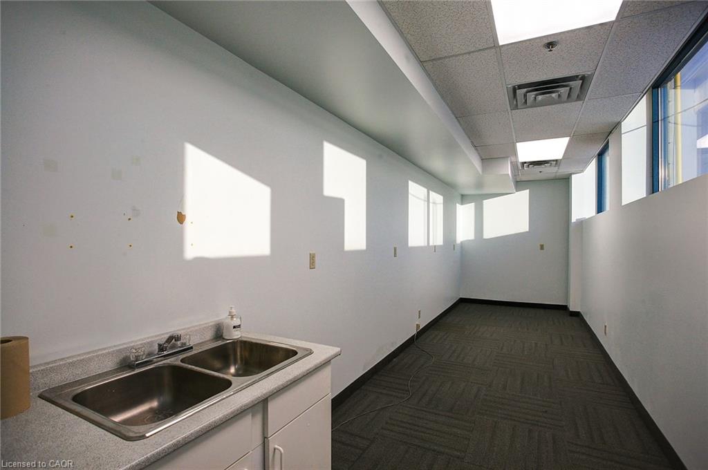 204-2150 Winston Park Drive Property Photo 6