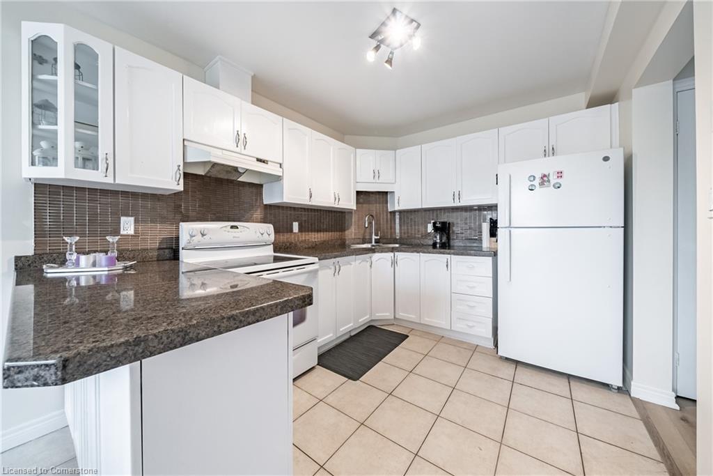 1148 Upper Wentworth Street Property Photo 4