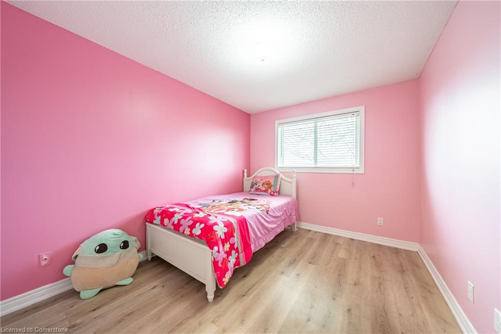 1148 Upper Wentworth Street Property Photo 11