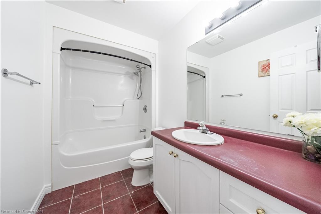 1148 Upper Wentworth Street Property Photo 12