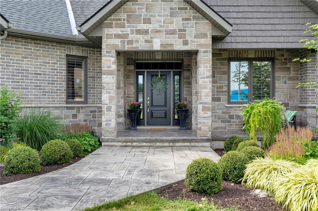 285794 Airport Road Property Photo 3
