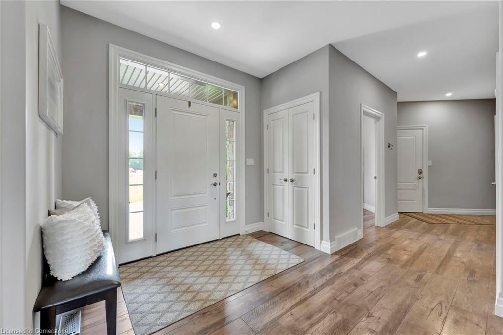 285794 Airport Road Property Photo 6