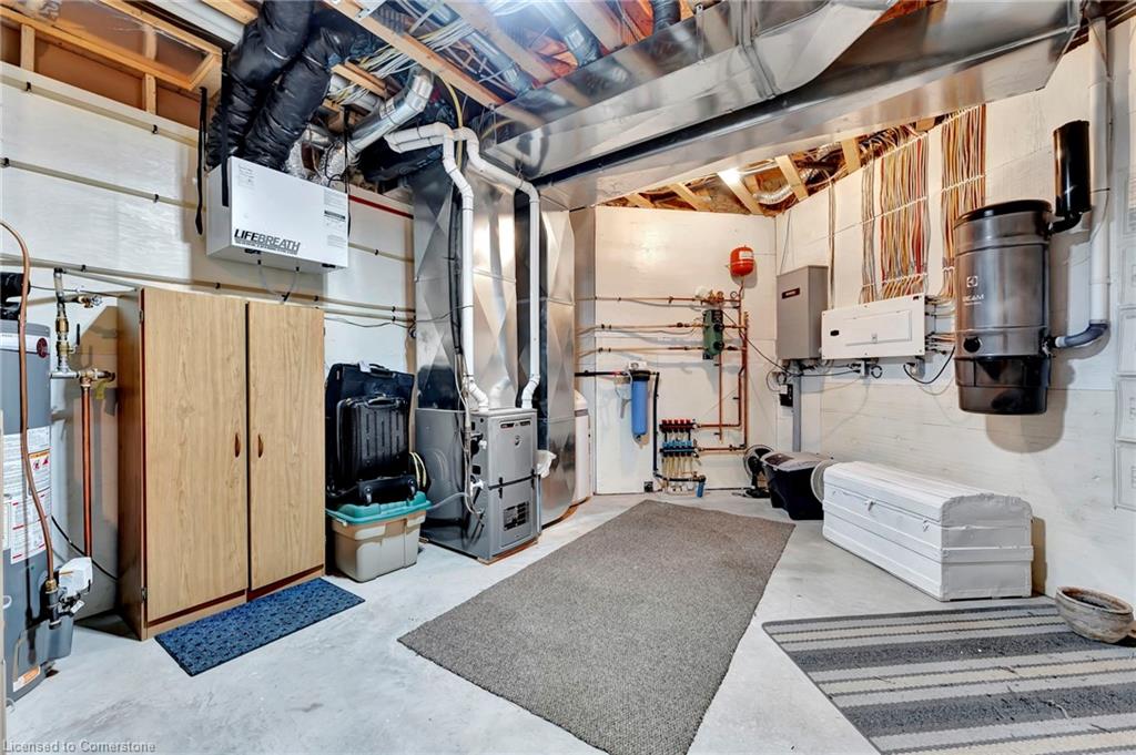 285794 Airport Road Property Photo 40