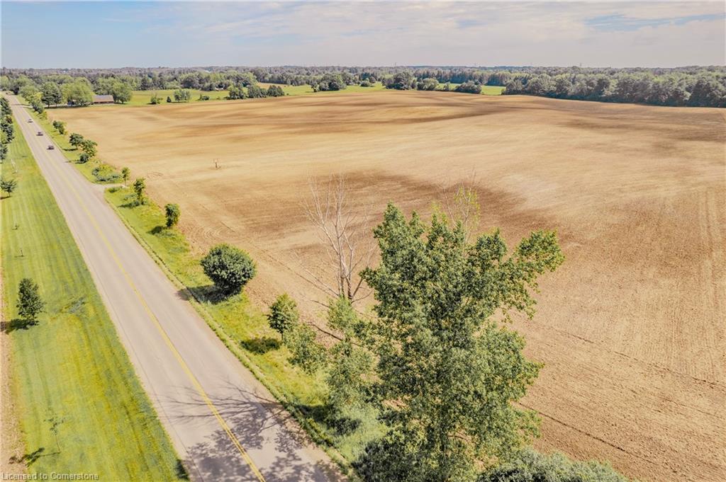 1541 Fiddlers Green Road Property Photo 3