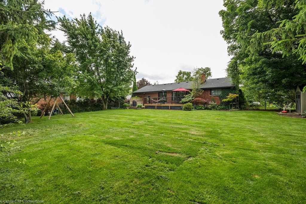 330 Ofield Road S Property Photo 14