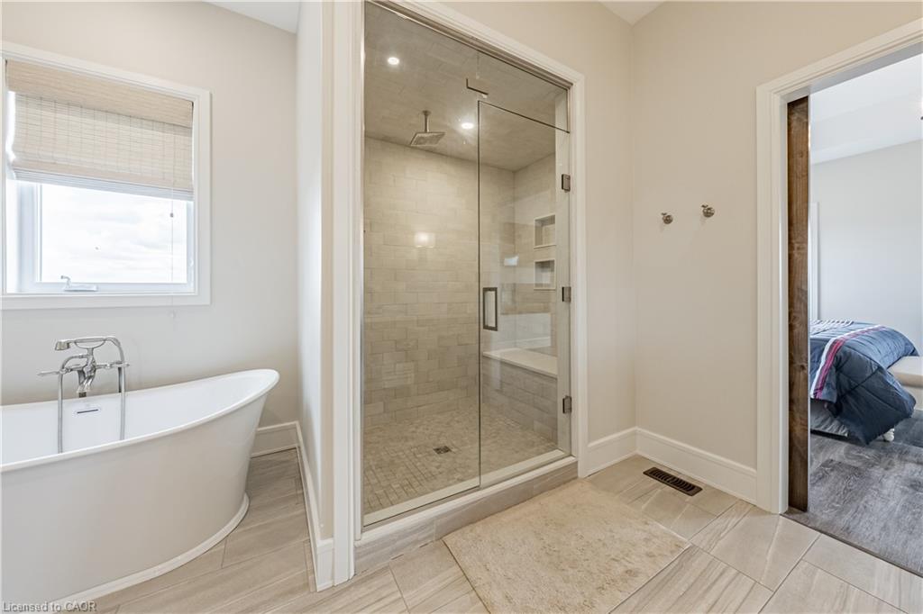 4 Middleport Road Property Photo 17