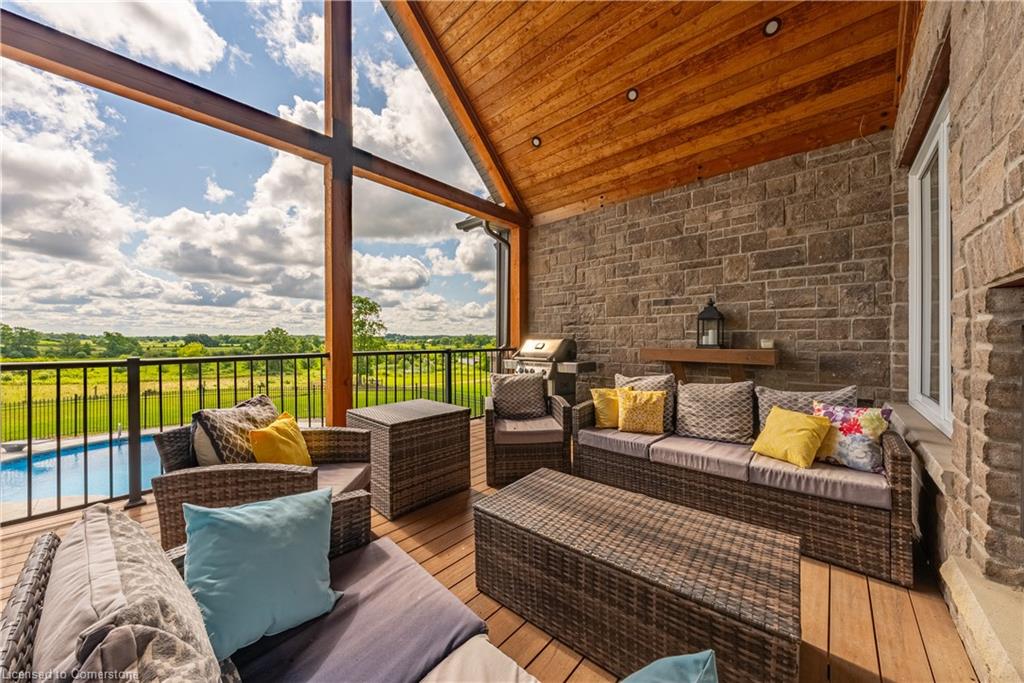 4 Middleport Road Property Photo 35