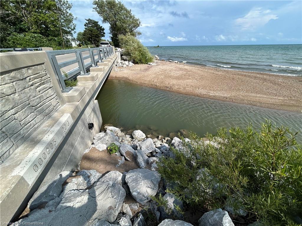 1407 Lakeshore Road Property Photo 12
