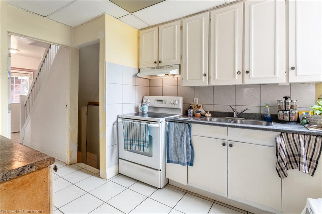 25 Chestnut Avenue Property Photo 10