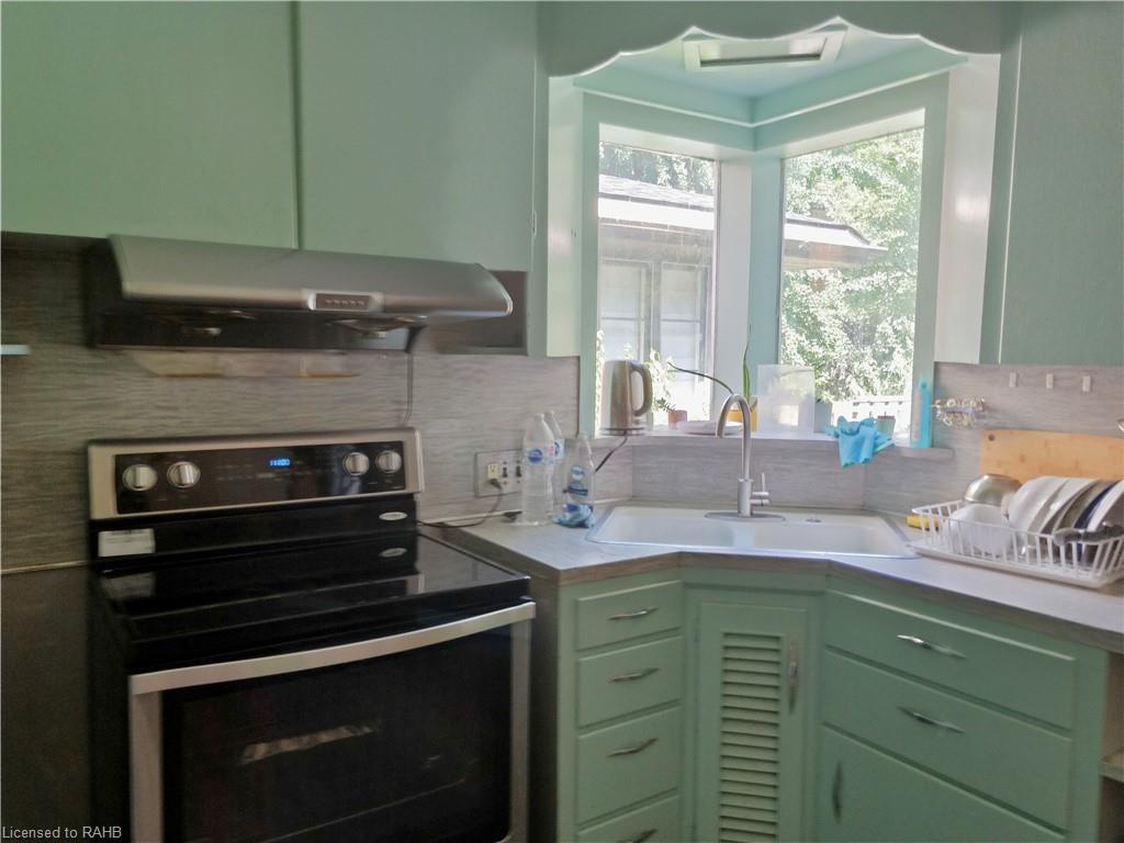 84 Arnold Street Property Photo 7
