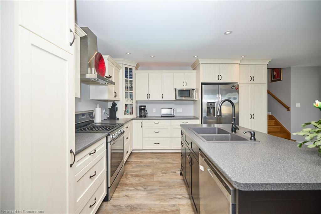 226 Woolverton Road Property Photo