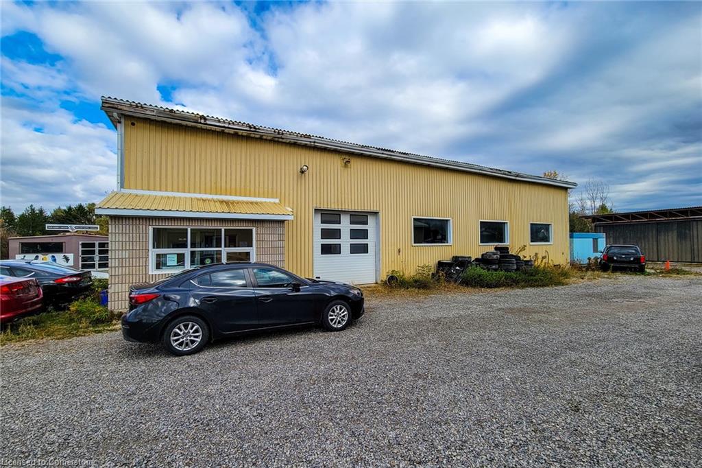 548 Junction Road Property Photo 4