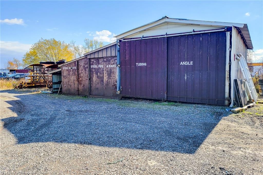 548 Junction Road Property Photo 9