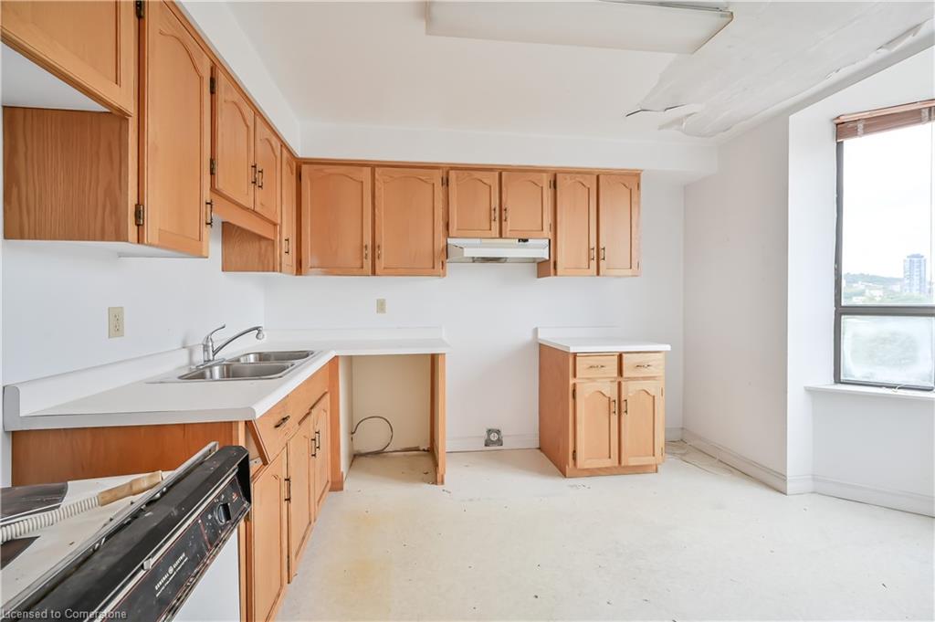 902-432 Main Street E Property Photo 10