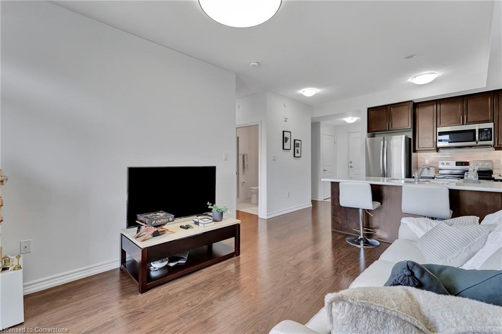 322-125 Shoreview Place Property Photo 12