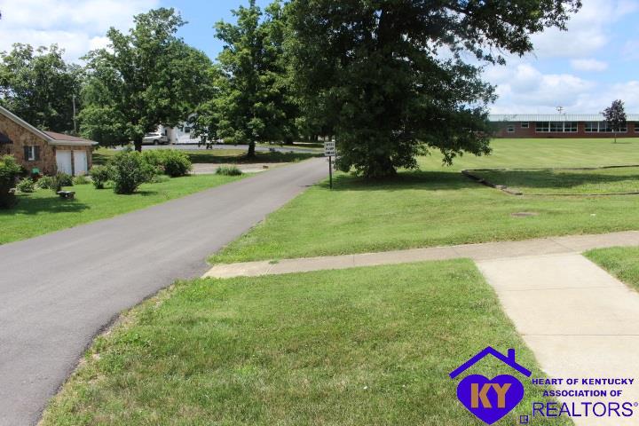 14253 E Highway 60 Property Photo 3