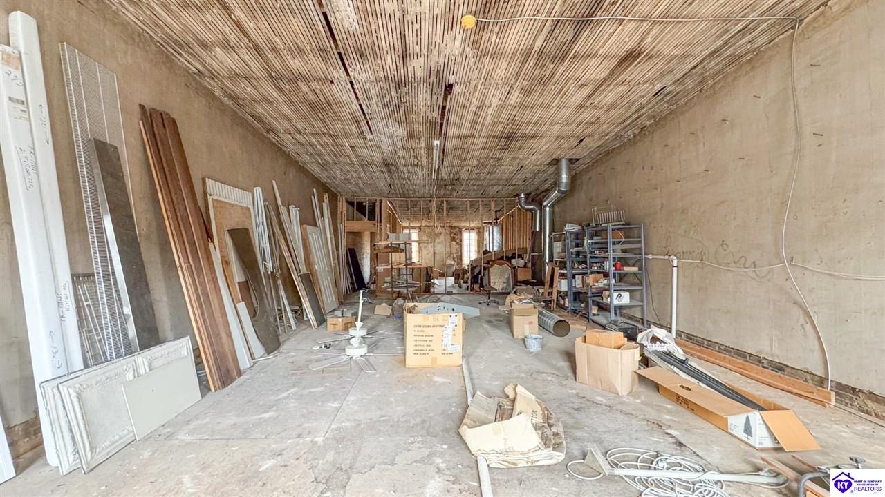 117 E Main Street Property Photo 20