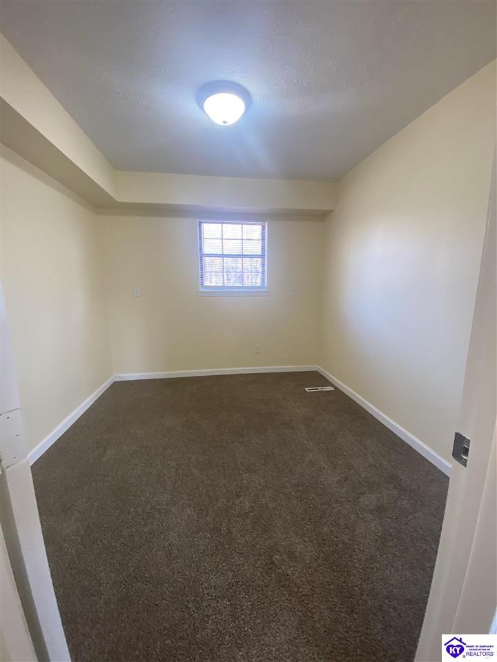 1433 Crestview Drive Property Photo 13